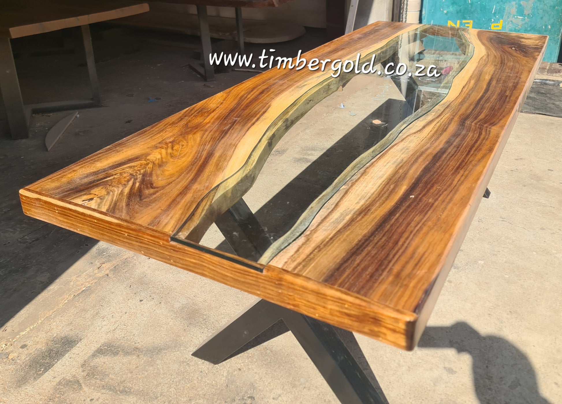 Glass insert Dining table