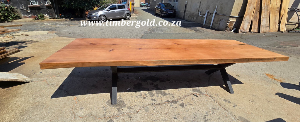 Live edge African maple with Oak insert.