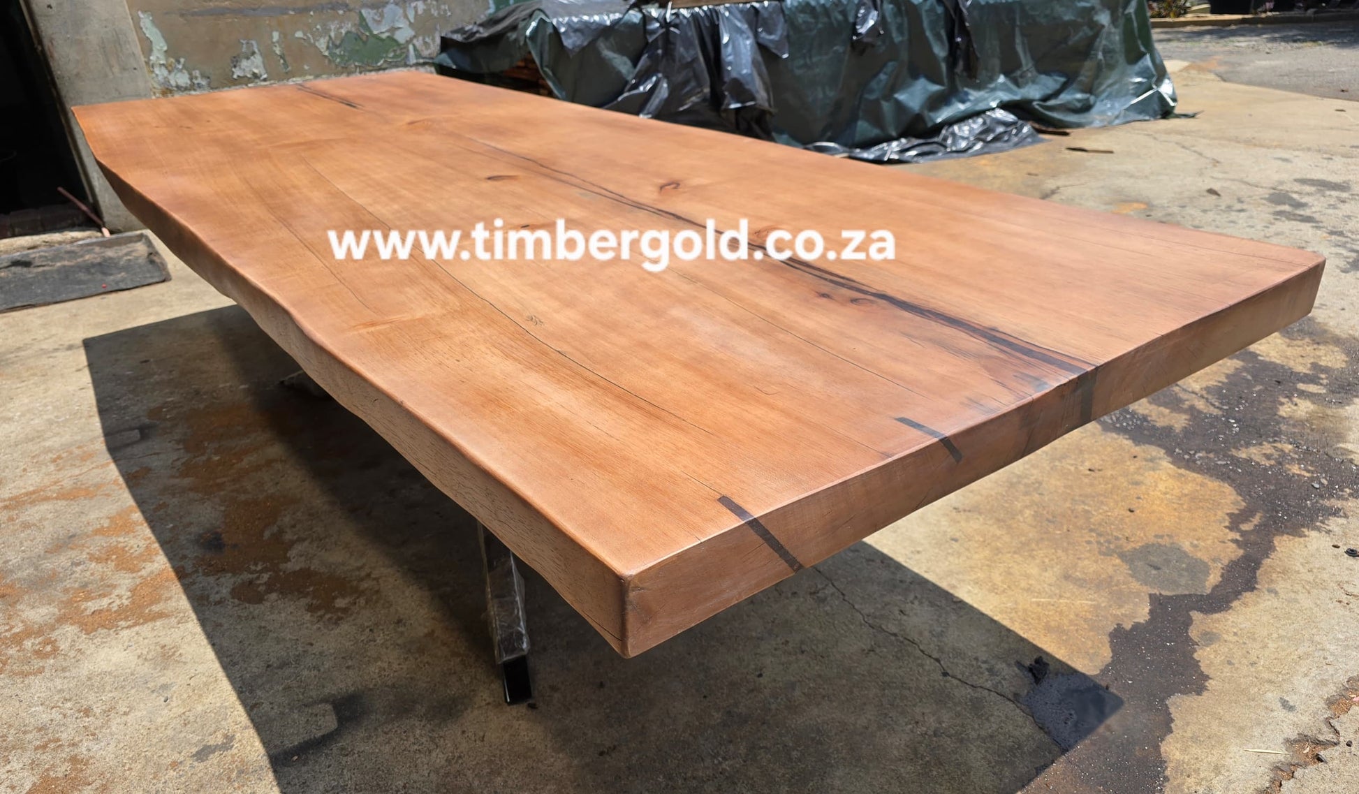 Live Edge African Maple (ONE SLAB)