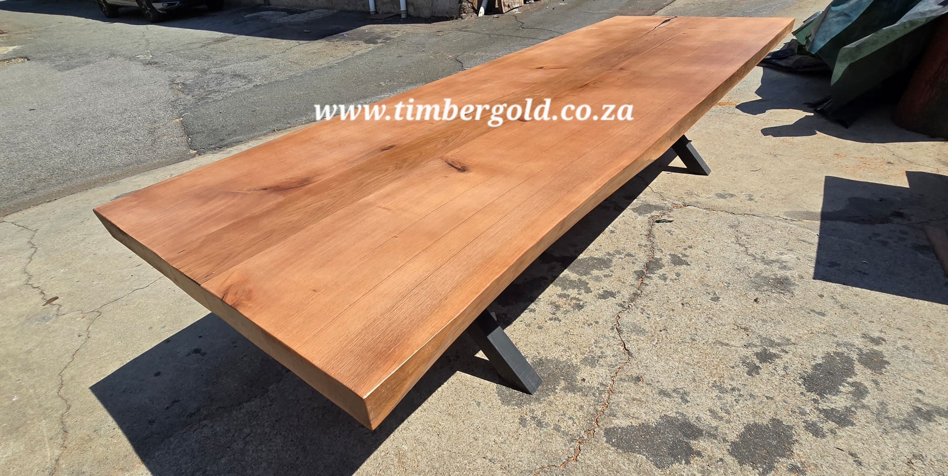 Live edge African maple with Oak insert.