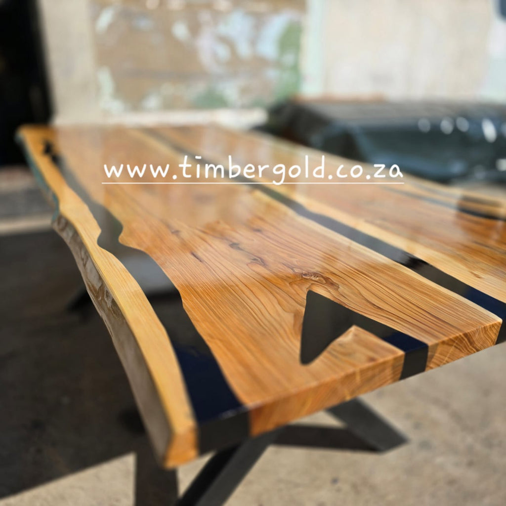 Epoxy resin table