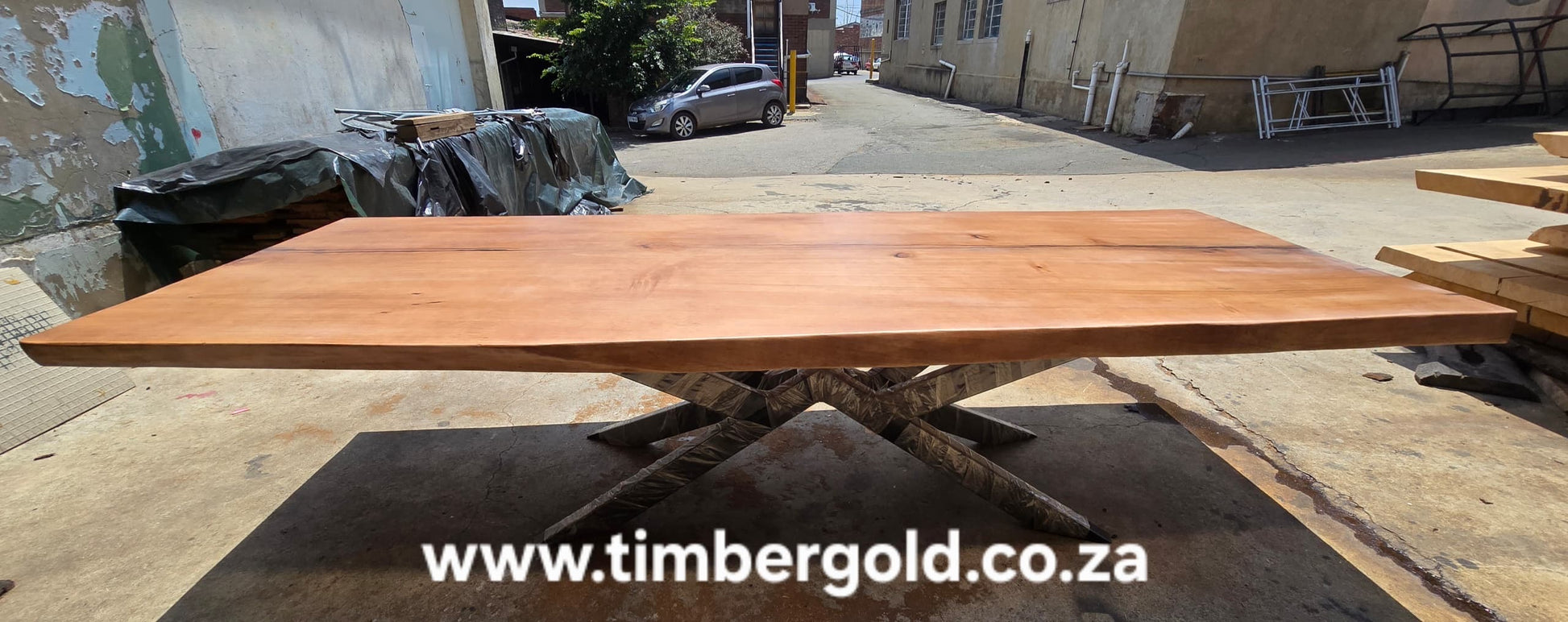 Live Edge African Maple (ONE SLAB)