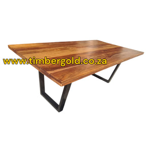 Moza Walnut Table