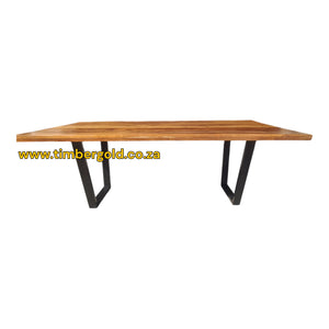 Moza Walnut Table