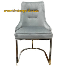 Load image into Gallery viewer, Velvet Cush Chair
