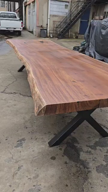 Live edge Wild Walnut Dining/Conference Table – TIMBERGOLD