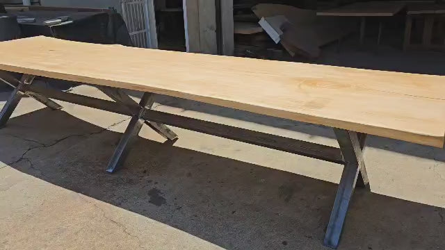 Live edge African
Sugar Maple.