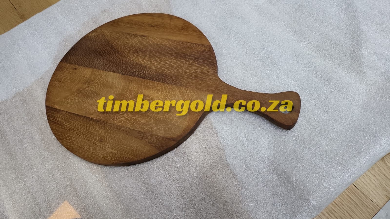 Iroko pizza board