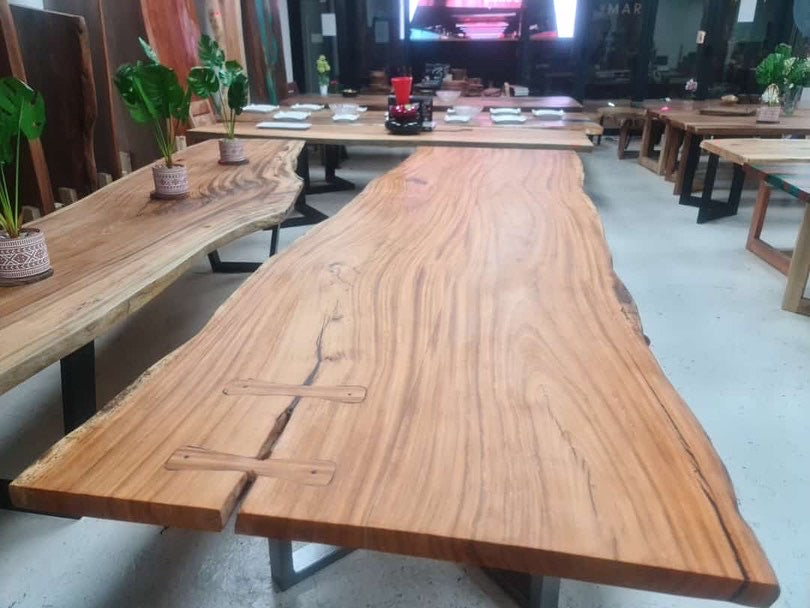 Golden Walnut Dining Table – TIMBERGOLD FURNITURE & DECOR